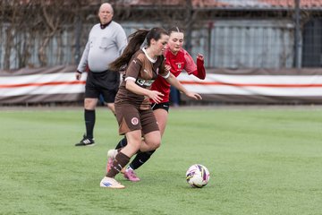 Bild 182 - wBJ FC St. Pauli - Walddoerfer SV : Ergebnis: 3:4